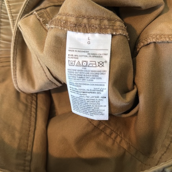 Old Navy High Rise OG Chino shorts - Picture 4 of 4